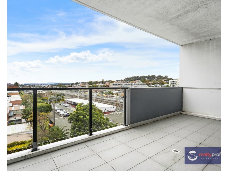 512/14-18 Auburn Street, Wollongong NSW 2500