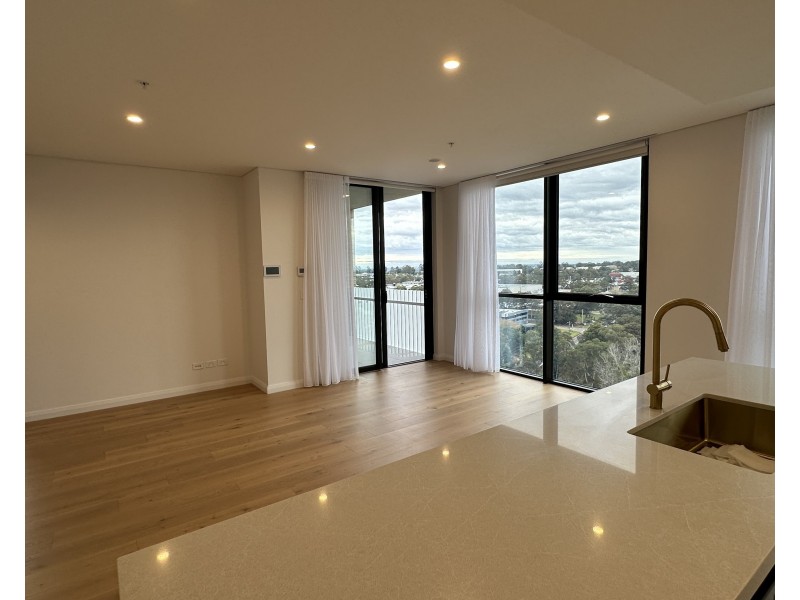 1113/2 MANDALA PARADE, Castle Hill NSW 2154