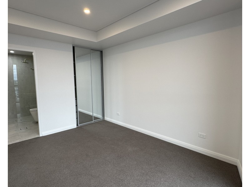 1113/2 MANDALA PARADE, Castle Hill NSW 2154