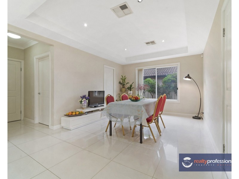 4 STEELE STREET, Mays Hill NSW 2145