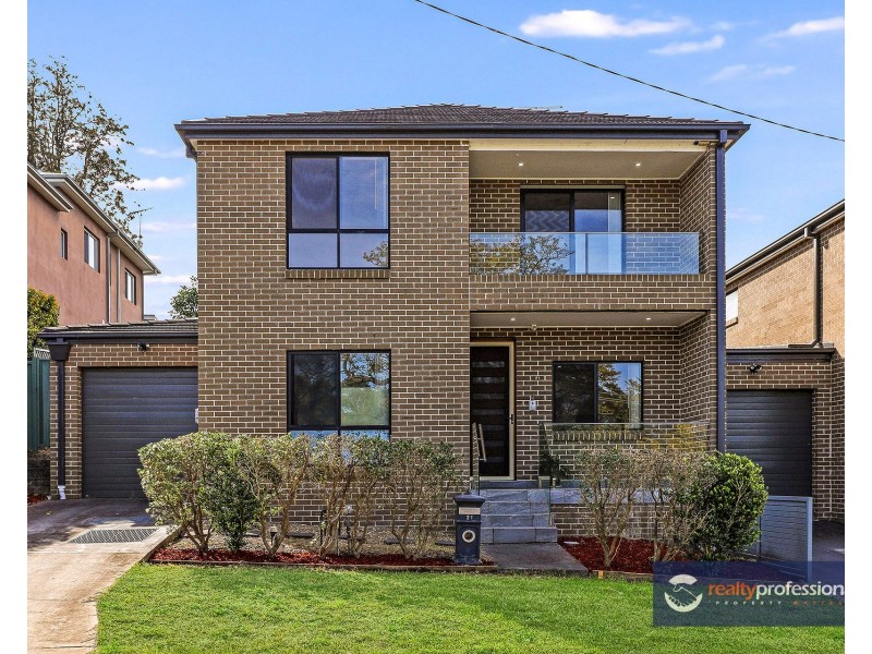 21 MANNING PARADE, Dundas Valley NSW 2117