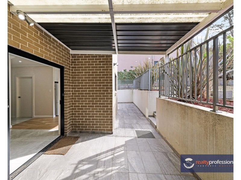21 MANNING PARADE, Dundas Valley NSW 2117