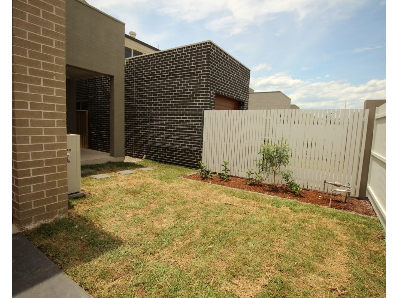 35 Saxon Lane, Rouse Hill NSW 2155