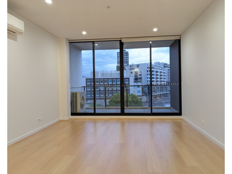 512/14-18 Auburn Street, Wollongong NSW 2500
