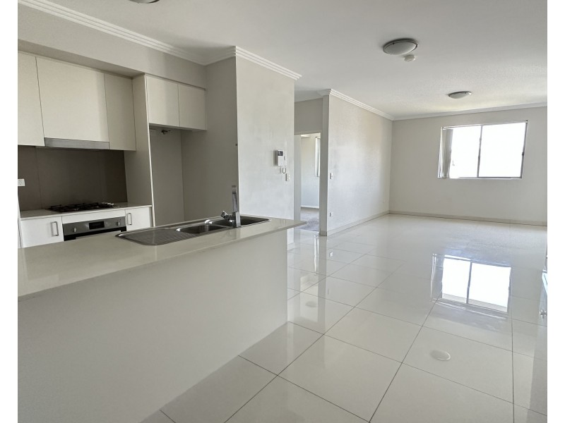14/8-10 St Andrews Place, Dundas NSW 2117