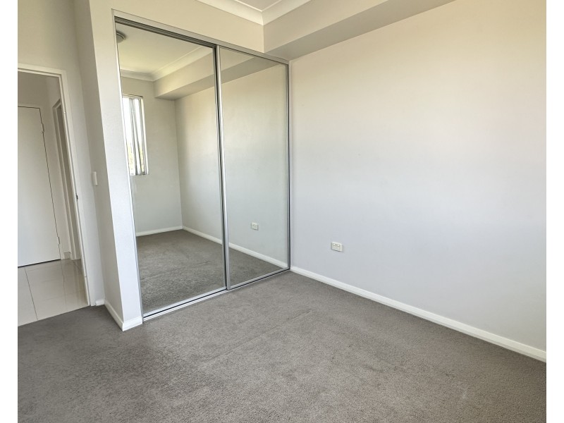 14/8-10 St Andrews Place, Dundas NSW 2117
