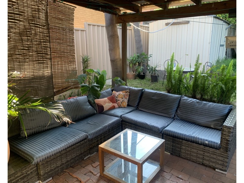 Room 1/20 GLEN STREET, Marrickville NSW 2204