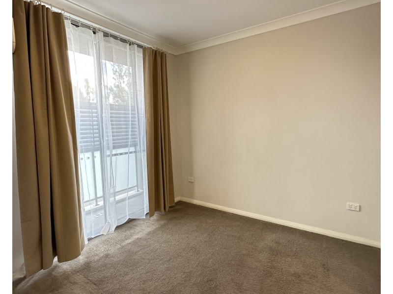 17/8 ST ANDREWS STREET, Dundas NSW 2117