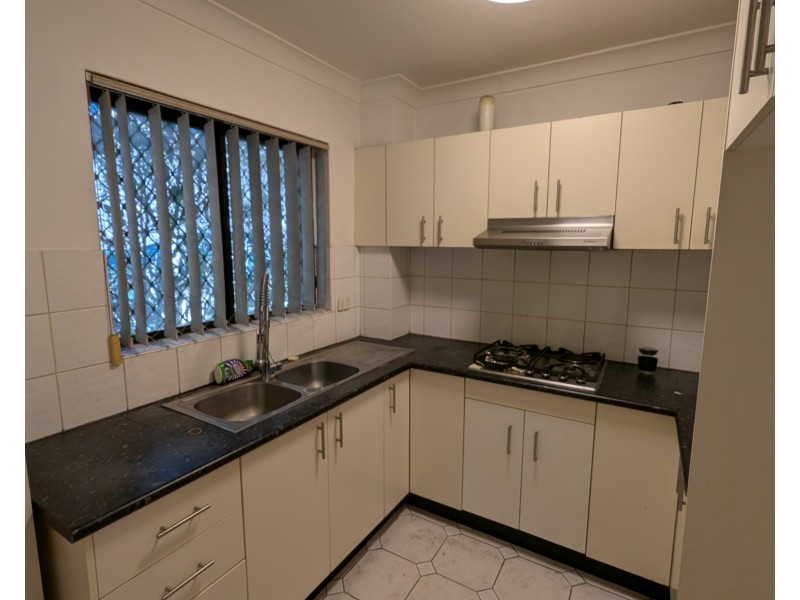 8/48-52 Neil Street, Merrylands NSW 2160