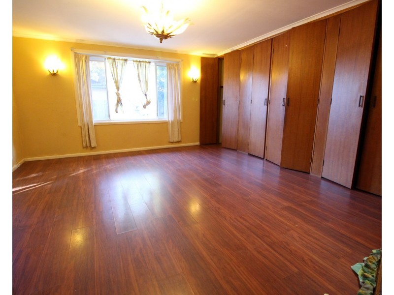 7 Moss Street, Northmead NSW 2152