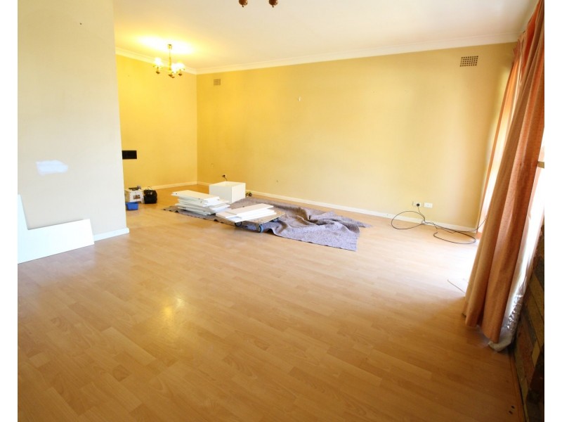 7 Moss Street, Northmead NSW 2152