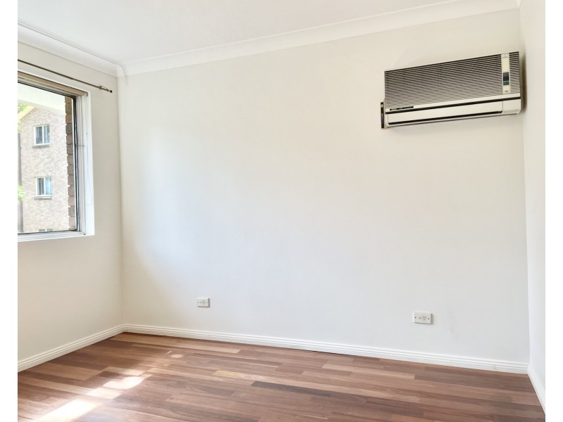 22/15 Pye Street, Westmead NSW 2145