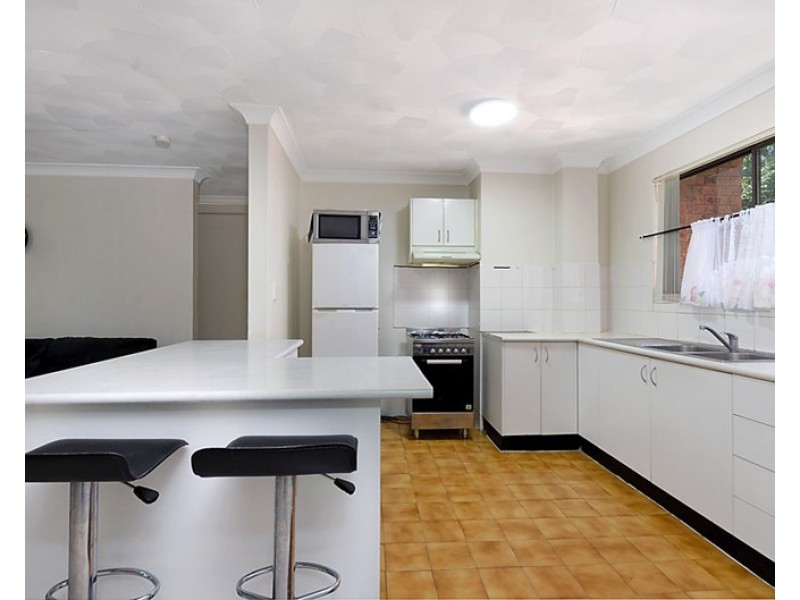 18 HELEN STREET, Westmead NSW 2145