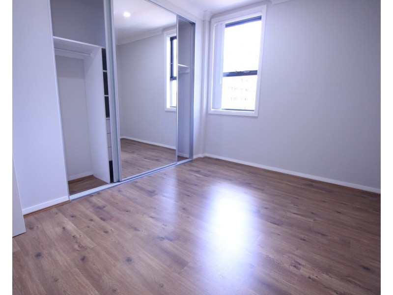 18/2-4 Amos St, Westmead NSW 2145