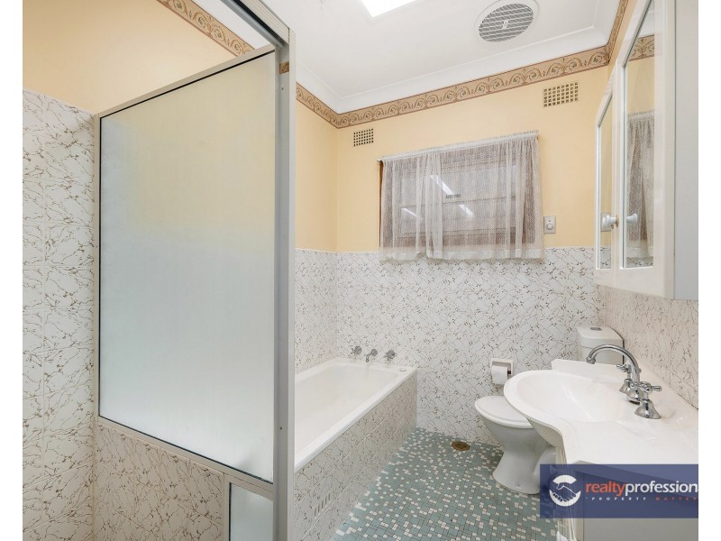 11 GUNYAH PLACE, Marsfield NSW 2122