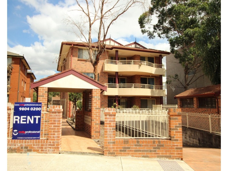 2/17 Station Street, Harris Park NSW 2150