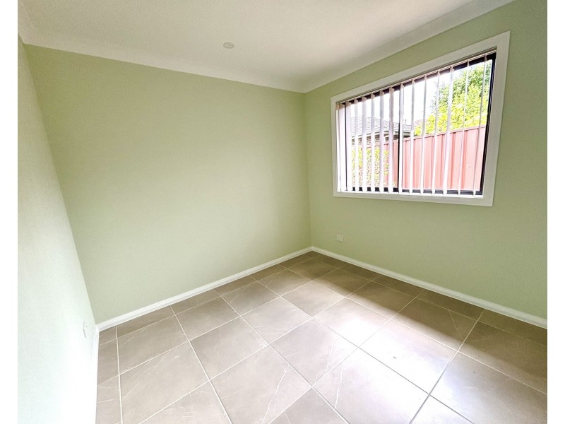 13 LAMBERT AVENUE, Ermington NSW 2115