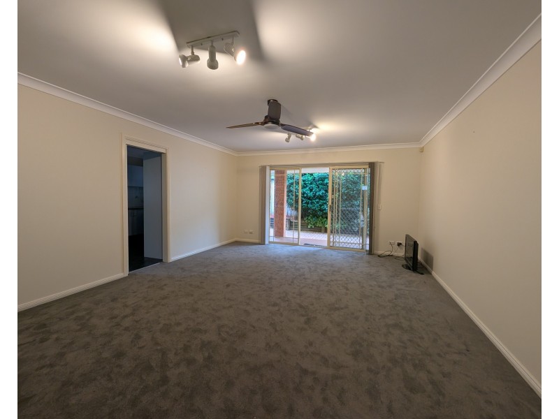 1/28-30 Pearce Street, Baulkham Hills NSW 2153