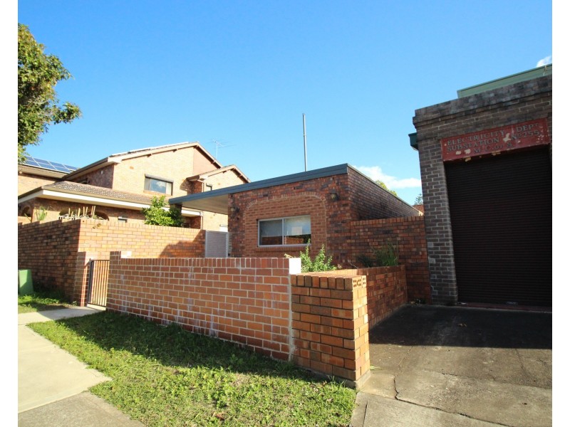 Granny Flat/1 Waratah St, North Strathfield NSW 2137