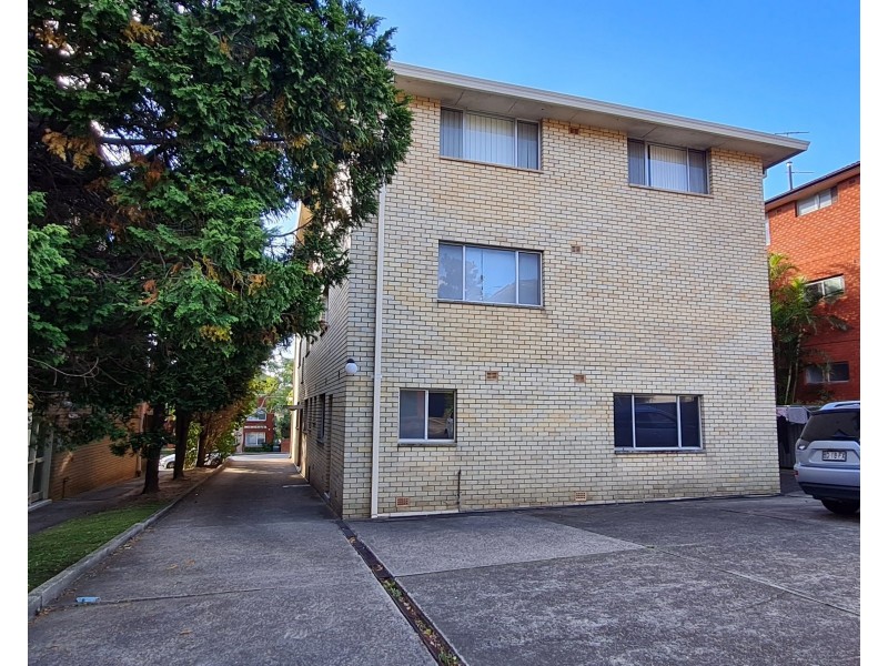 2/23 MAY STREET, Eastwood NSW 2122