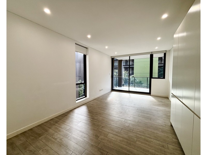 205/40-42 LOFTUS CRESCENT, Homebush NSW 2140