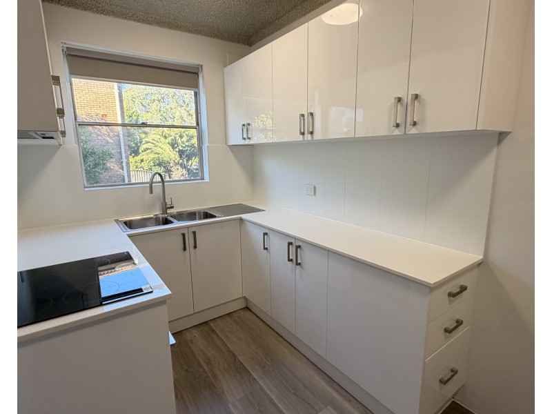 3/2 First Ave, Eastwood NSW 2122