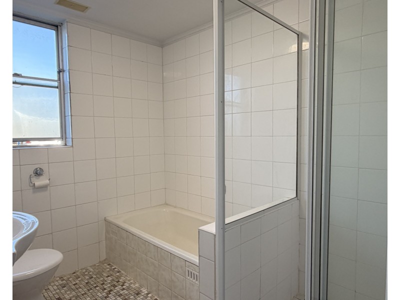 3/2 First Ave, Eastwood NSW 2122