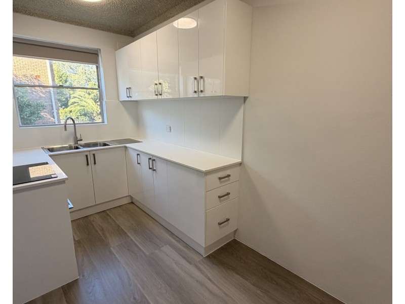 3/2 First Ave, Eastwood NSW 2122