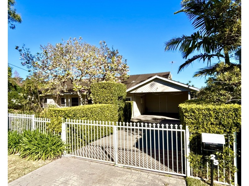 25 CARMEN STREET, St Ives NSW 2075