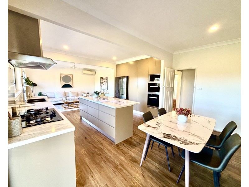 25 CARMEN STREET, St Ives NSW 2075