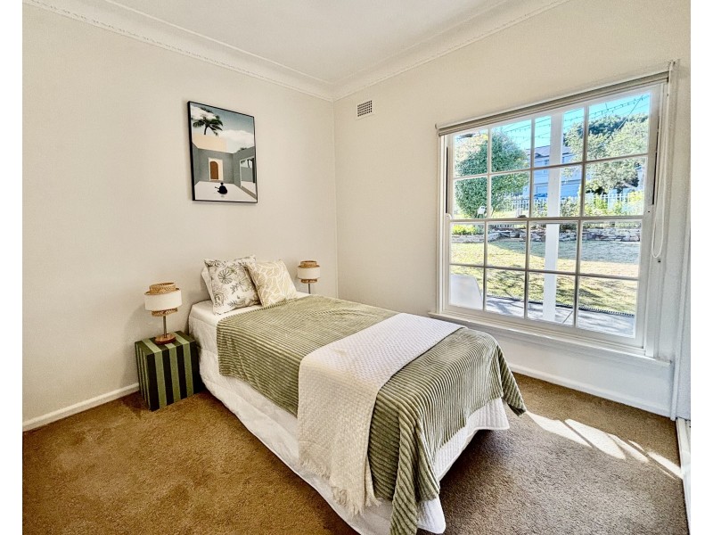 25 CARMEN STREET, St Ives NSW 2075