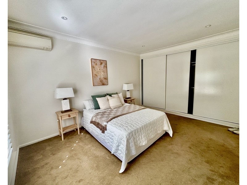25 CARMEN STREET, St Ives NSW 2075