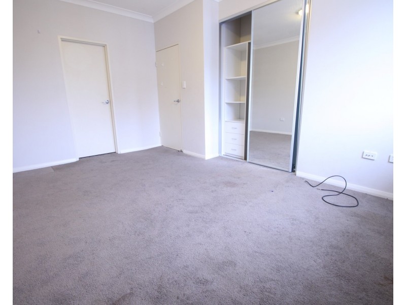 21/8-10 St Andrews Place, Dundas NSW 2117