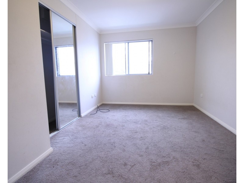 21/8-10 St Andrews Place, Dundas NSW 2117