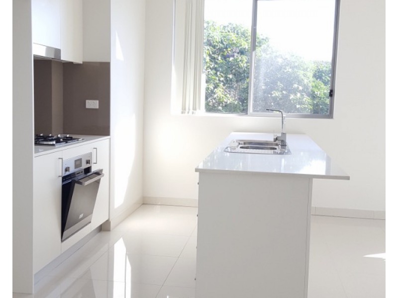 13/8-10 St Andrews Place, Dundas NSW 2117