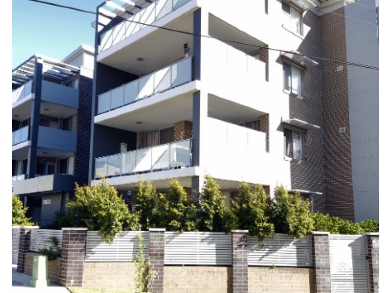 13/8-10 St Andrews Place, Dundas NSW 2117