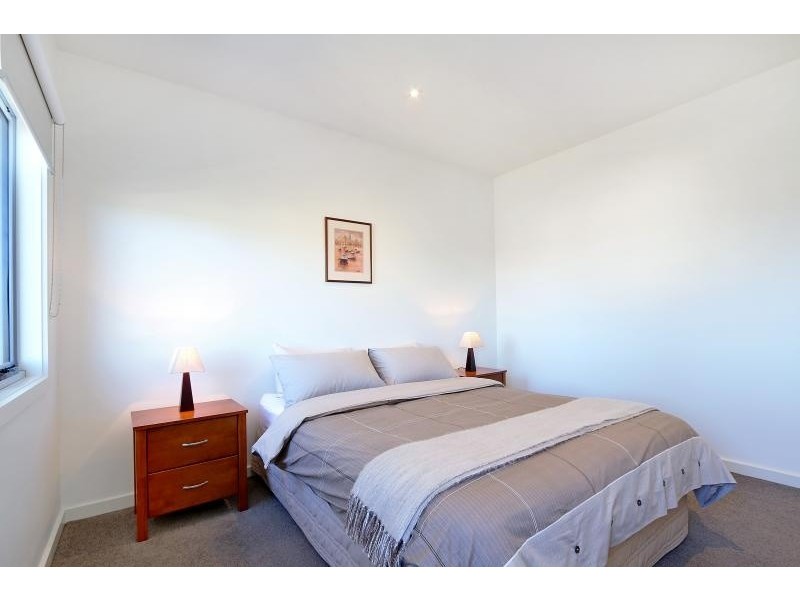 1/19 Turnbull Street, Mornington VIC 3931