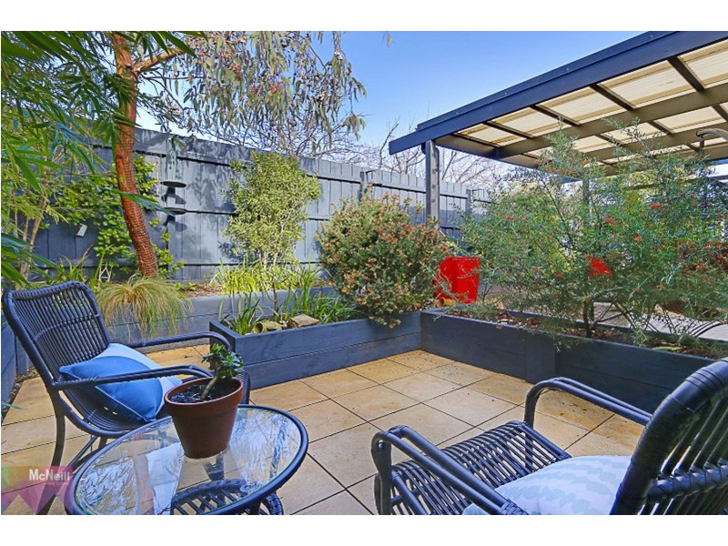 2//247 Dunns Road, Mornington VIC 3931