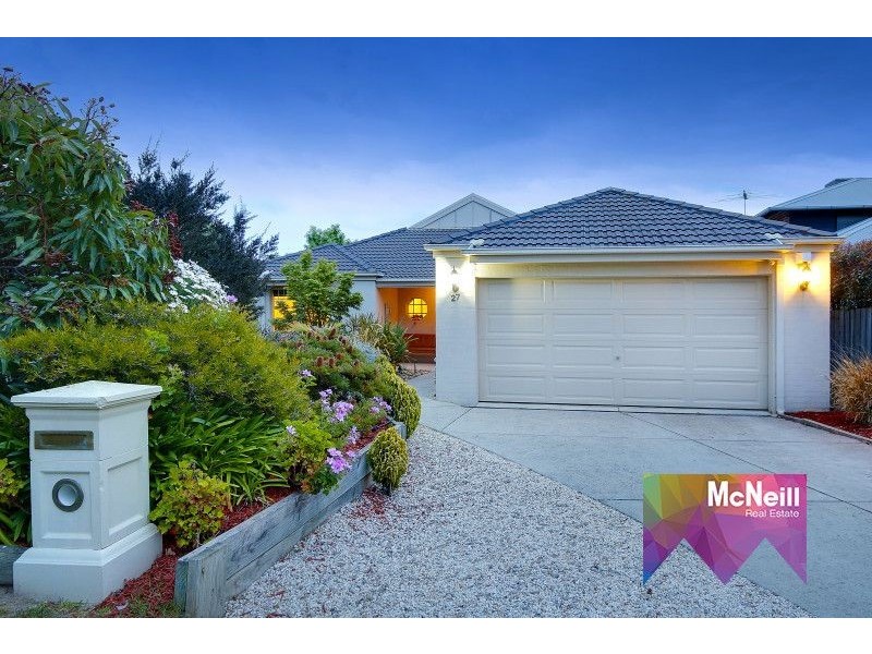 27 Samantha Drive, Mornington VIC 3931