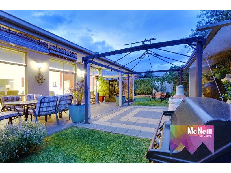 27 Samantha Drive, Mornington VIC 3931