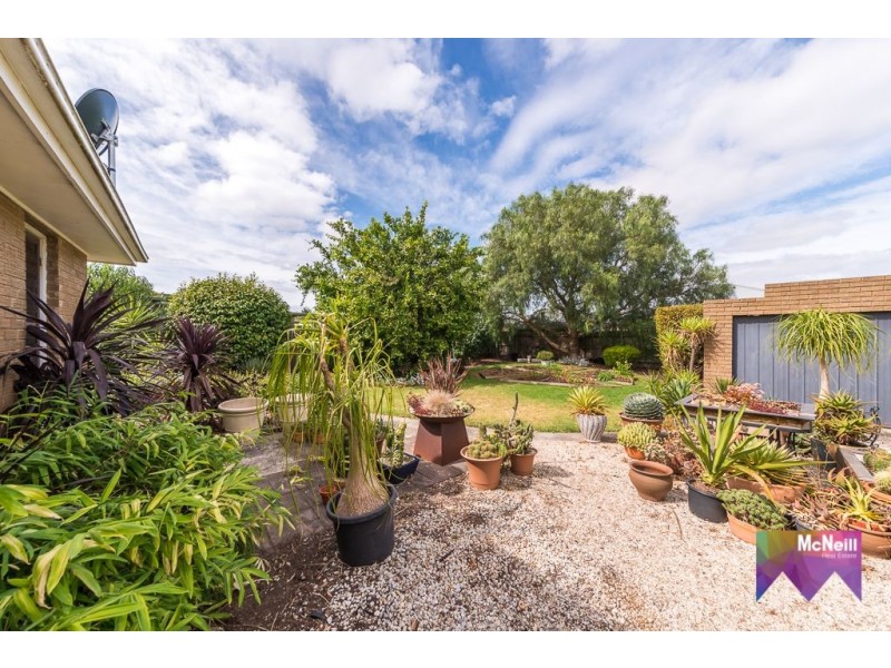 11 Craig Avenue, Tyabb VIC 3913