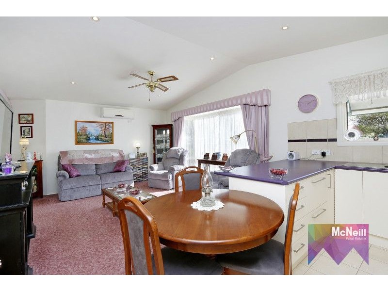 38/98 Bungower Road, Mornington VIC 3931