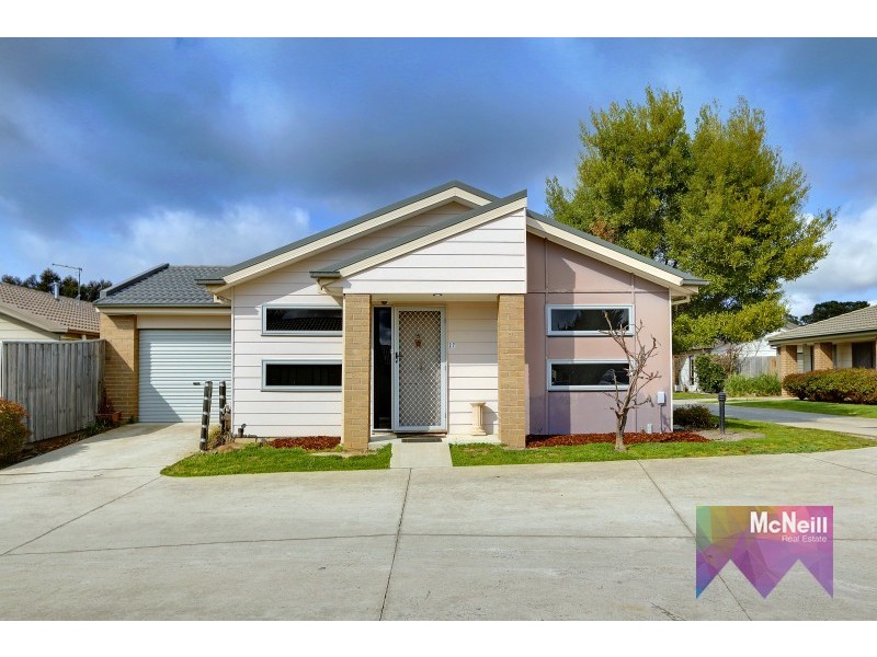 27/3 Elisa Place, Hastings VIC 3915