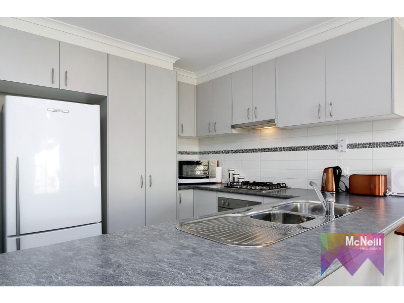 27/3 Elisa Place, Hastings VIC 3915