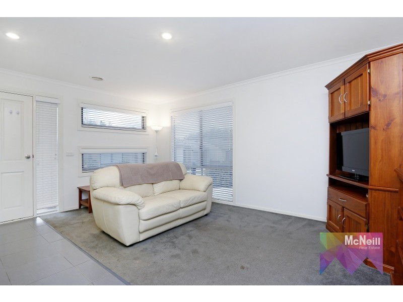 27/3 Elisa Place, Hastings VIC 3915