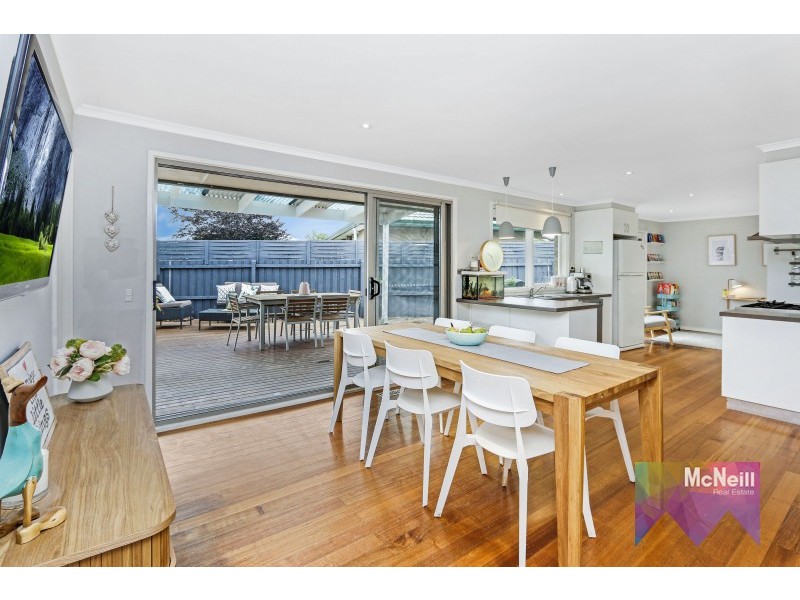 3 Deanswood Drive, Somerville VIC 3912