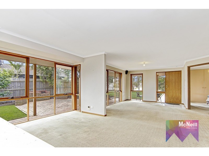 40 Clarendon Drive, Somerville VIC 3912