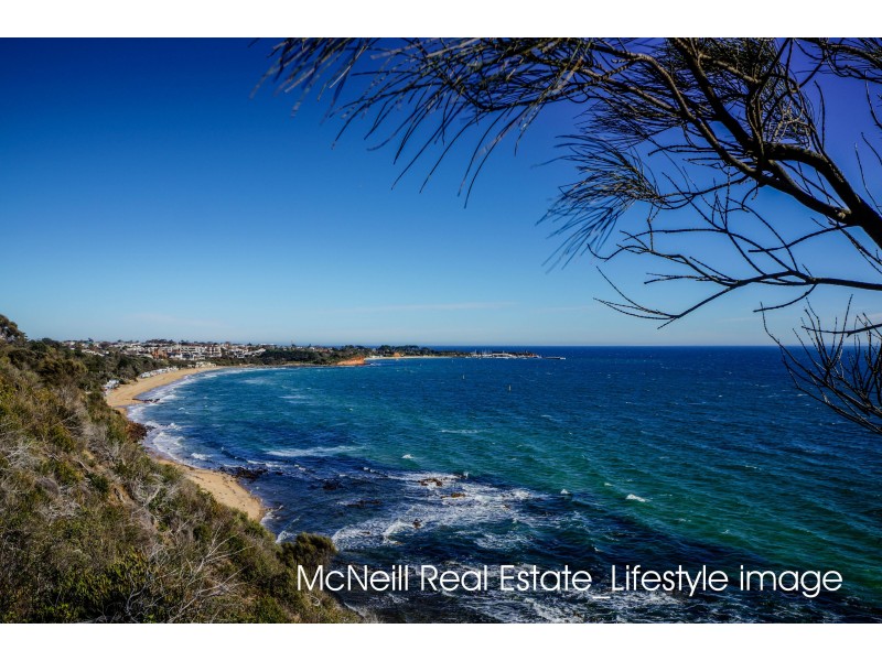 22 Jacaranda Crescent, Mornington VIC 3931