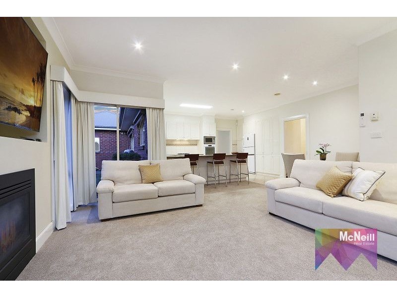 66 Waltham Drive, Mornington VIC 3931