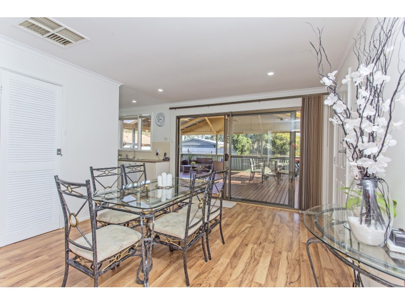 21 Codd Street, Para Hills West SA 5096